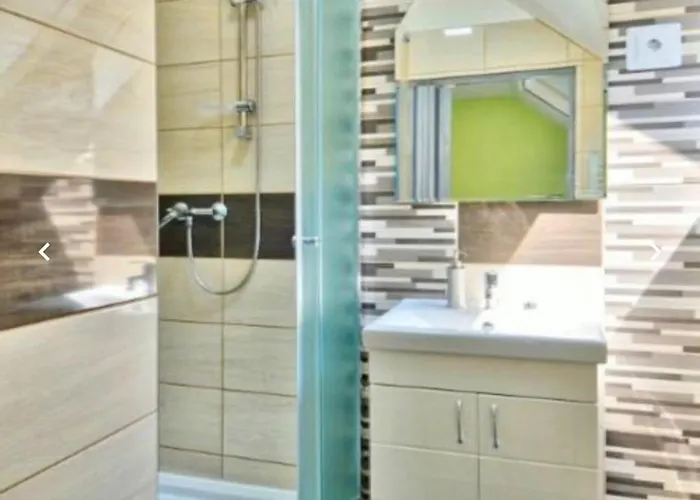 Butella Будинок відпочинку Еґер